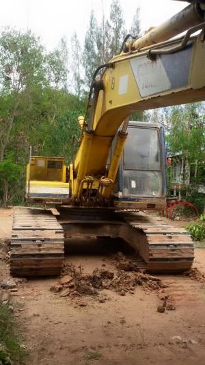 ขายรถขุดแบ็คโค kobelco sk200 /// มาร์คทรี เก่านอกไฟฟ้าเต็ม เอวแน่น บูมสวย เฟรมสวย เก๋งเดิม สภาพพร้อมลุยงาน เอกสารอินวอยซ์