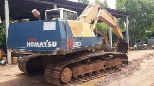 ขายรถขุดแบ็คโค KOMATSU PC200-5 บูมสวย เอวดี สภาพพร้อมใช้งาน เอกสารใบอินวอยซ์