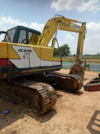 ขายรถขุดแบ็คโค KOBELCO(ไลนแย็ค) SK120-3มาร์คทรีไฟฟ้าเต็ม เก่านอก4ปี ช่วงล่างดี 