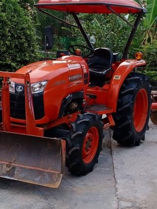 ขายรถไถKUBOTA L3608 ปี53 ใบมีดหน้า ผานหลังเอกสารเล่มทะเบียนครบ ช่วงล่างดี 