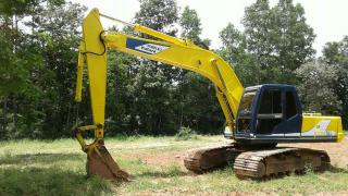 ขายรถขุดแบ็คโค KOBELCO SK200-3มาร์ค  ทรี สวยสภาพ90% เอวแน่นบูมสวย ไฟฟ้าครบ แอร์ 