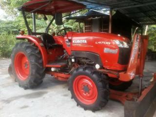 ขายรถไถKUBOTA L4708 ทำงานพันกว่า ชม. ดันหน้าผานหลัง มี2คัน เอกสารทะเบียนครบ 