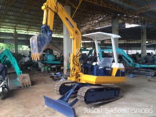  รถขุด KOMATSU PC20 รุ่น 5 พร้อมทำสี มีเอกสารเก่านอกแท้ญี่ปุ่น ระบบไว เครื่องดีปั้มแรง  พร้อมเช็คระบบ พร้อมทำสี แทรคเหล็ก สวย ราคา 250,000-. ราคาพร้อมหัวเก๋ง 285,000-. สนใจติดต่อโทร:096:5411713 หรือ 092-5768909 (วัชรัตน์)